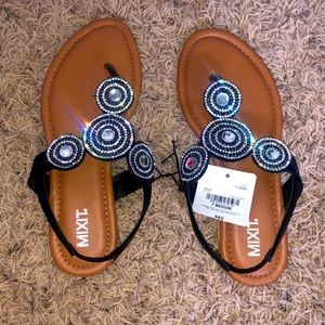 NWT sandals rhinestone